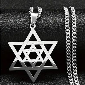 New men’s stainless steel Star of David chain necklace!